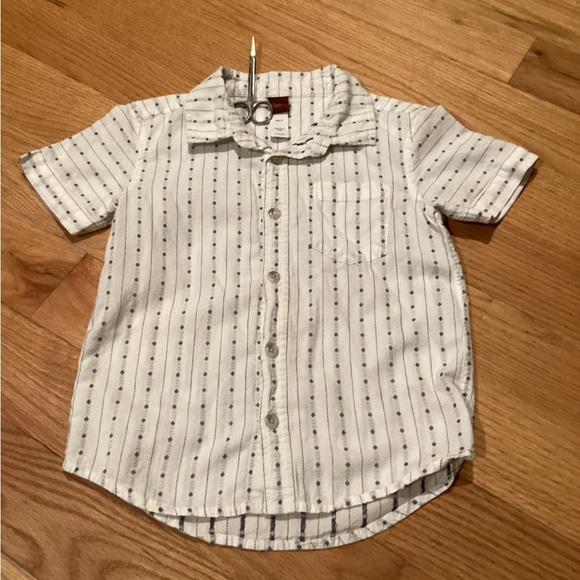 Tea Collection Button up - Picture 2 of 8